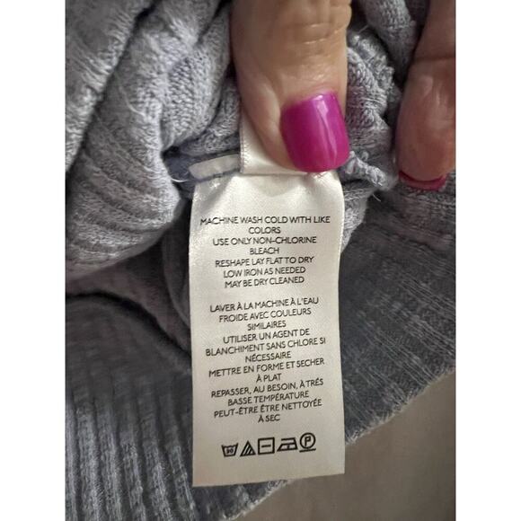 Urban Outfitters Tuscany Top Womens Medium Surplice Neckline Cropped Ribbed Tee - Picture 3 of 6